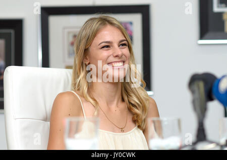 August 17, 2017. Kiew, Ukraine. Pressekonferenz von Yuliya Levchenko, hohe Brücke, die 2017 WM-Silbermedaillengewinner und die 2017 Europäische U Stockfoto