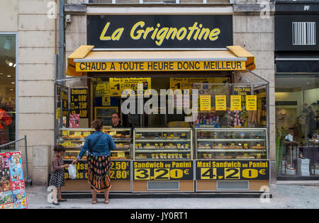 Essen, Sandwich, Stall, Straße, Snack, schnell, Mittagessen, Essen, Restaurant, Stadt-, Markt-, Lieferanten-, Outdoor, Stadt, Küche, lecker, Fleisch, Shop, Store Stockfoto