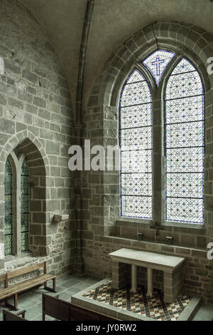 Innenraum Kirche Mont St Michel. Stockfoto