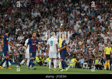 Madrid, Spanien. 16 Aug, 2017. Gelbe Karte. Quelle: Jorge Gonzalez/Pacific Press/Alamy leben Nachrichten Stockfoto