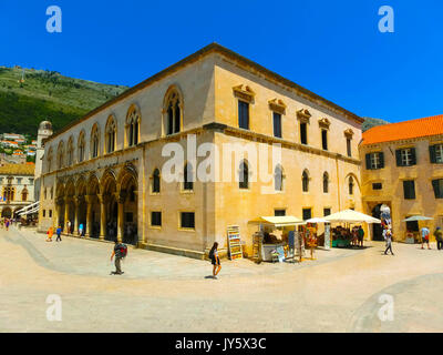 Dubrovnik, Kroatien - Juni 07, 2015: Blick auf die Straße und in die Altstadt Stockfoto