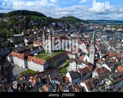 Luftaufnahme der Stadt St.Gallen mit Stiftskirche *** Local Caption *** St. Gallen, City, Downtown, Sankt Gallen, Schweiz, Luftbild, Antenne ph Stockfoto