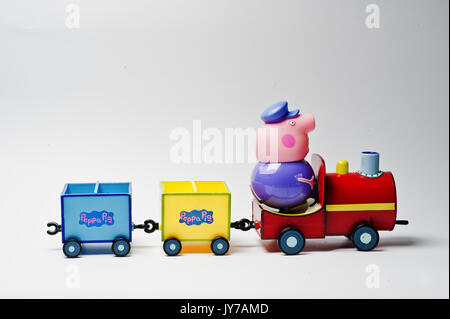 Hai, der Ukraine - 10. August 2017: toy Charakter in einem Zug von berühmten Cartoon Solitärspiele. Stockfoto