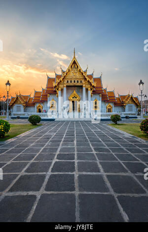 Das marmorne Tempel bei Sonnenuntergang, Bangkok, Thailand Stockfoto