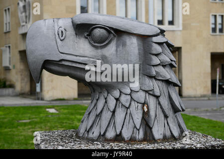 Deutschland, Berlin, Flughafen Tempelhof während Nazi-deutschland gebaut, eagle Head eine nationale deutsche Symbol Stockfoto