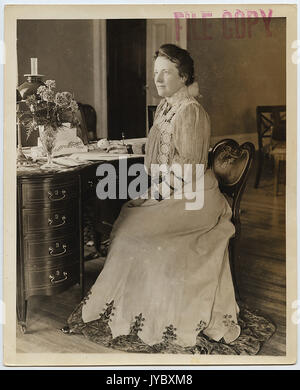 Frau Edith Roosevelt am Schreibtisch Stockfoto