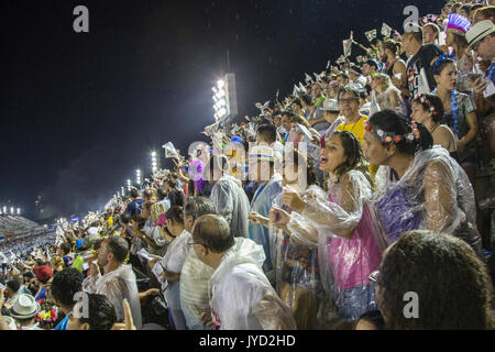 Der Karneval in Rio de Janeiro, Karneval, ist ein, Festival, in, Brasilien, Südamerika, Parade, Samba, Schulen, Schwimmer, sambadrome, sambodromo Stockfoto