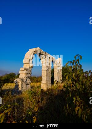 Burnum in Kroatien ex-römischen Antike Mauer aus Stein Stockfoto