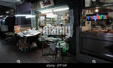 Charoen Krung Road Samphanthawong Street Food Anbieter Bangkok Thailand Stockfoto