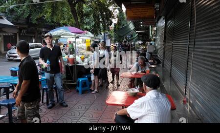 Charoen Krung Road Samphanthawong Street Food Anbieter Bangkok Thailand Stockfoto