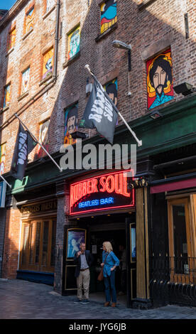 Kautschuk Seele Beatle bar auf die Mathew Street in Liverpool Stockfoto