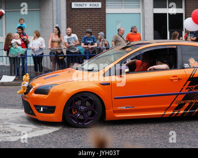 Sheerness, Kent. 19 Aug, 2017. Sheerness hielt seine jährliche Sommer Karneval, das war eine farbenfrohe Angelegenheit. Credit: James Bell/Alamy leben Nachrichten Stockfoto
