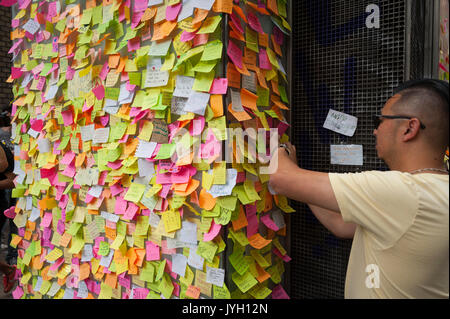 Barcelona, Katalonien, Spanien. 19 Aug, 2017. Tribute zum Opfer von Barcelona angreifen. Credit: Charlie Perez/Alamy leben Nachrichten Stockfoto