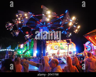 Sheerness, Kent. 19 Aug, 2017. Sheerness fair und jährliche Sommer Feuerwerk. Credit: James Bell/Alamy leben Nachrichten Stockfoto