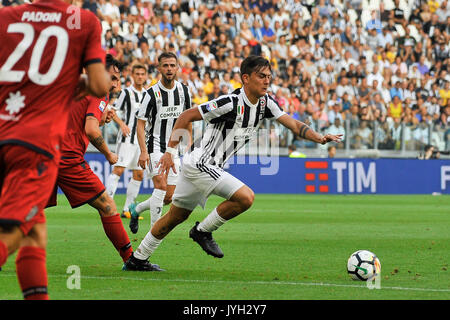 Turin, Italien. 19 August, 2017. Paulo Dybala (Juventus FC) während dem Spiel in der Serie A TIM zwischen Juventus Turin und Cagliari Calcio in der Allianz Stadion Torino. Das endgültige Ergebnis der Match ist 3-0. Quelle: Fabio Udine/Alamy leben Nachrichten Stockfoto