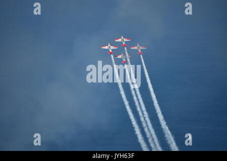 Chicago, USA. 19 Aug, 2017. Chicago Air & Water Show: Die Chicago Air & Water Show ist eine jährliche Air Show am Ufer des Lake Michigan in Chicago, Illinois statt. Die Show hat sich jedes Jahr seit 1959 und ist Chicagos zweite populärste Festival statt. Credit: Ganeshkumar Durai/Alamy leben Nachrichten Stockfoto