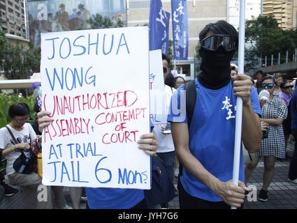 Hongkong, China. 20 Aug, 2017. Hong Kong lokalistische Gruppen zeigen ihre Unterstützung für die inhaftierten pro-demokratischen Aktivisten, ehemaliger Studentenführer, Joshua Wong, Nathan Gesetz und Alex Chow. 20.August 2017. ZUMA/Liau Chung Ren Credit: Liau Chung Ren/ZUMA Draht/Alamy leben Nachrichten Stockfoto