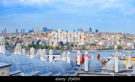 Blick auf Istanbul von der Süleymaniye Moschee, Istanbul, Türkei Stockfoto