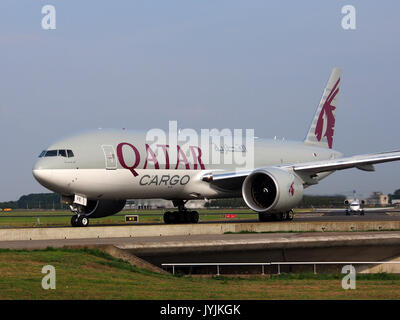 7 BFE Qatar Airways Cargo Boeing 777 FDZ cn 39644, 25. August 2013 Pic005 Stockfoto