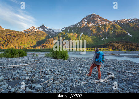 Wanderer in den Kenai Fjords Nationalpark, Seward, Kenai Halbinsel, Alaska, USA Stockfoto