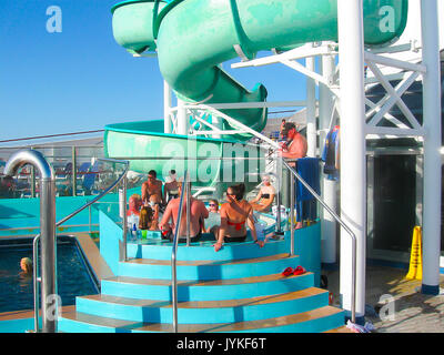 Miami, USA - Januar 12, 2014: Carnival Glory Kreuzfahrt Stockfoto