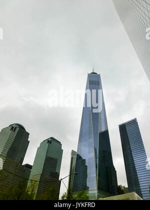 New York City, USA - Mai 01, 2016: Die fast das One World Trade Center fertiggestellt Stockfoto