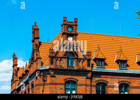 Chelmno (Polen). Dach der Post Gebäude Stockfoto