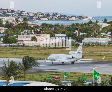 St. Martin ist ein Teil der Leeward Inseln in der Karibik. Es besteht aus 2 separaten Ländern, zwischen der französischen und der niederländischen Seiten unterteilt. Stockfoto