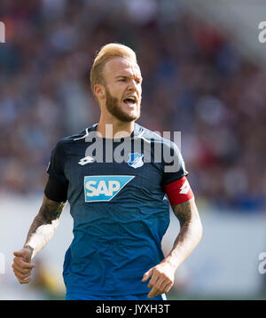 Sinsheim, Deutschland. 19 Aug, 2017. Kevin VOGT (1899). Fussball 1. Bundesliga, 1. Spieltag, TSG 1899 Hoffenheim (1899) - der SV Werder Bremen (HB) 1:0, am 19.08.2017 in Sinsheim/Deutschland. | Verwendung weltweit Quelle: dpa/Alamy leben Nachrichten Stockfoto