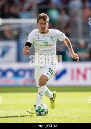 Sinsheim, Deutschland. 19 Aug, 2017. Max Kruse (HB) Aktion, Fussball 1. Bundesliga, 1. Spieltag, TSG 1899 Hoffenheim (1899) - der SV Werder Bremen (HB) 1:0, am 19.08.2017 in Sinsheim/Deutschland. | Verwendung weltweit Quelle: dpa/Alamy leben Nachrichten Stockfoto