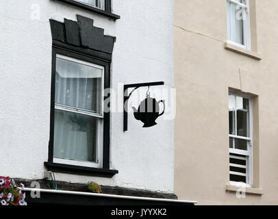 Eine Teekanne, Wotton-under-Edge, England Stockfoto