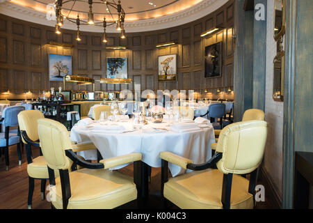 Roux an der Landau Restaurant, The Langham Hotel, 1 C Portland Pl, Marylebone, London W1B 1JA, Großbritannien Stockfoto