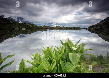 Wolken in Lac de Cheserys Chamonix Haute Savoie Frankreich Europa wider Stockfoto