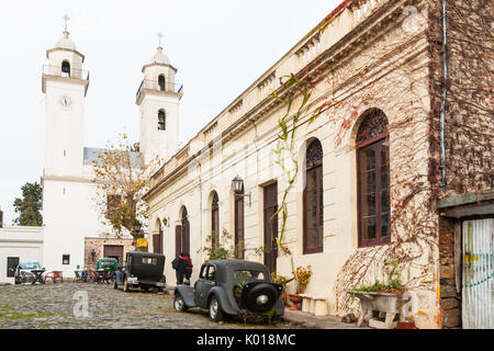 Basilika des heiligen Sakraments oder Kirche Matriz, Colonia del Sacramento, Uruguay. Weltkulturerbe der UNESCO Stockfoto