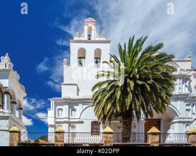 Blick auf die koloniale Kirche Santo Domingo in Sucre - Bolivien Stockfoto