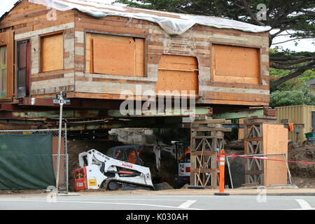 Haus renoviert, erhöht. Stockfoto