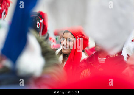 Müllerin während des Karnevals von Ivrea, Italien Stockfoto