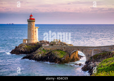 Leuchtturm Phare du Petit Minou in Plouzane, Bretagne (Bretagne), Frankreich. Stockfoto