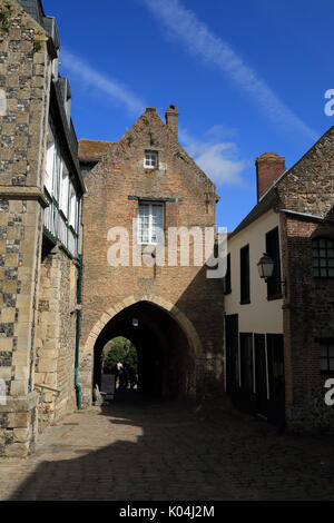 Porte de Nevers in der Rue de Porte de Nevers, Saint Valery sur Somme, Somme, Hauts-de-France, Frankreich Stockfoto