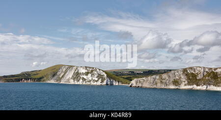 Weiß erodieren Kreidefelsen Struktur aus Mupe Bucht auf der linken Seite, durch Arish Mell und in Richtung Worbarrow auf der Jurassic Coast, Dorset UK Stockfoto