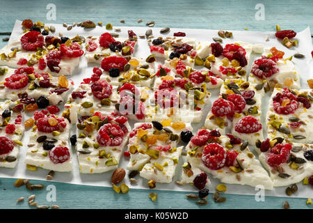 Gefrorene griechischer Joghurt Rinde Stockfoto
