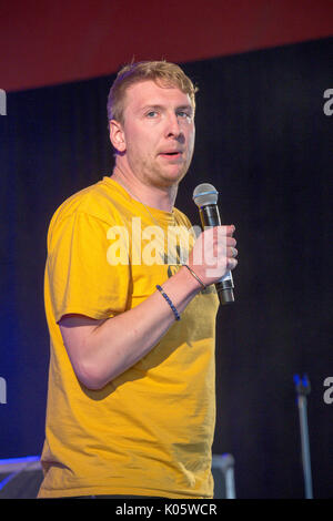 Schauspieler Jo Lycett im Hylands Park, Chelmsford, Essex am Sonntag, August an diesen Jahren V Festival 20. Stockfoto