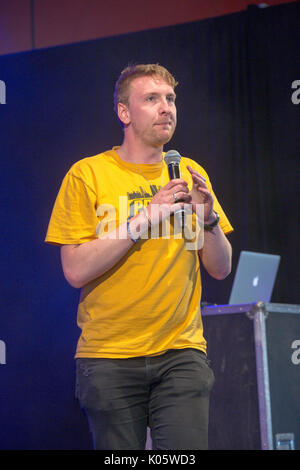 Schauspieler Jo Lycett im Hylands Park, Chelmsford, Essex am Sonntag, August an diesen Jahren V Festival 20. Stockfoto