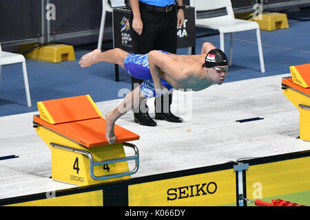 Kuala Lumpur, Malaysia. 21 Aug, 2017. Singapurs Olympiasieger Schwimmer Joseph Schulzeit konkurriert während der Männer 50 m Schmetterling schwimmen Wettkampf an der Südostasiatischen (MEER) Spiele in Kuala Lumpur, Malaysia, am 12.08.21., 2017. Joseph Schulzeit behauptete den Titel mit einem neuen Turnier - Rekordzeit von 23.06 Sekunden. Credit: Chong Voon Chung/Xinhua/Alamy leben Nachrichten Stockfoto