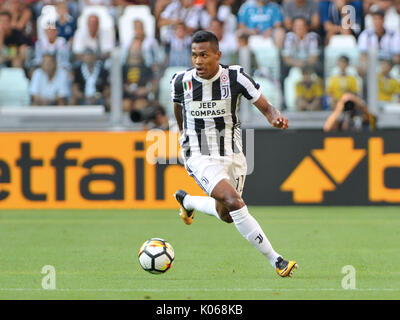 August 19, 2017 in Turin - Allianz Stadion Fußball-Spiel FC JUVENTUS VS. CAGLIARI 3-0 im Bild: Alex Sandro Foto: Cronos/Claudio Benedetto Stockfoto