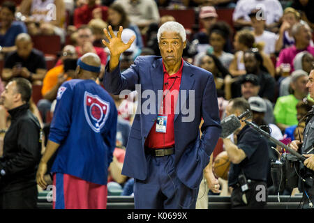 Head Coach Julius Erving Tri Team Woche neun grossen 3 drei - an - drei Basketball League KeyArena August 20,2017 Seattle, Washington. Stockfoto