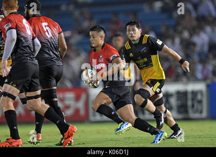 Tokio, Japan. 18 Aug, 2017. Yu Tamura () Rugby: Japan Rugby Top League 2017-2018 Übereinstimmung zwischen Canon Adler 5-32 Suntory Sungoliath im Prince Chichibu Memorial Stadium, in Tokio, Japan. Quelle: LBA/Alamy leben Nachrichten Stockfoto