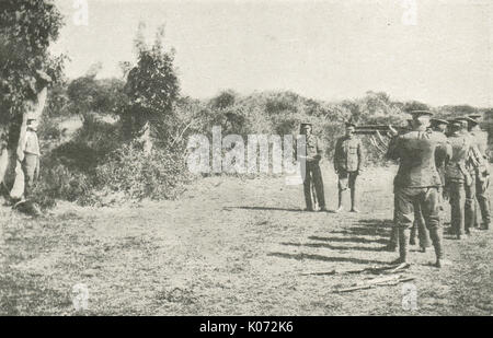 Britische Armee Erschießungskommando schießen ein deutscher Spion, WK 1. Stockfoto