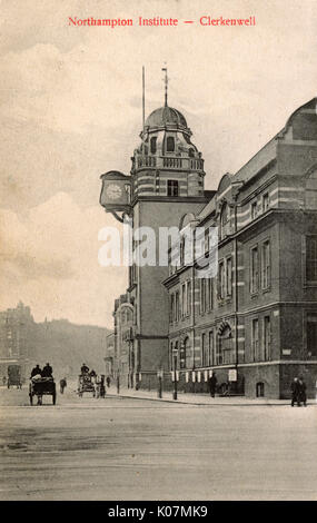 Die Northampton Institut war nicht in der Stadt Northampton aber, in der Tat, eine Hochschule in Clerkenwell, London, erbaut im Jahre 1894 auf Land präsentiert von der Marquis von Northampton, sehr nahe zum Zentrum der britischen Industrie optische Industrie. Es eröffnet für die Klassen (in der Optik) 1896. (Siehe: 11095692 und 10934342) Datum: ca. 1907 Stockfoto