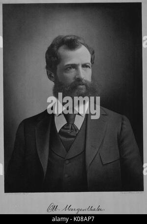 Halbe Länge sitzt Portrait von Ottmar Mergenthaler, eingebürgerte Deutsch-amerikanischen Erfinder der Linotype, 1894. Stockfoto